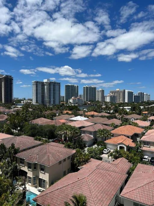 Sunny Isles Beach Spacious Apartment المظهر الخارجي الصورة