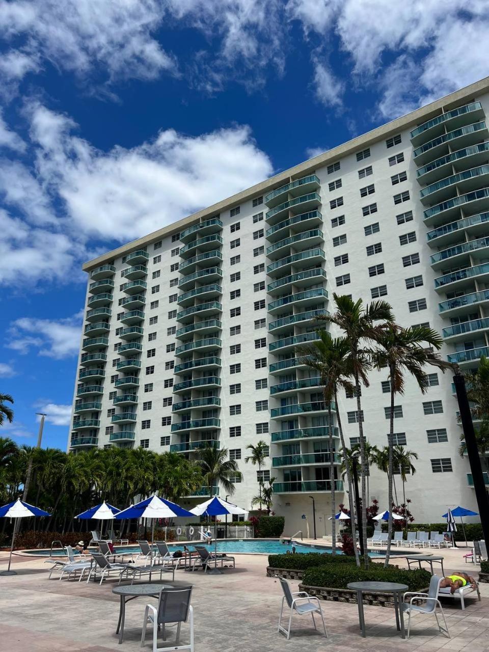 Sunny Isles Beach Spacious Apartment المظهر الخارجي الصورة
